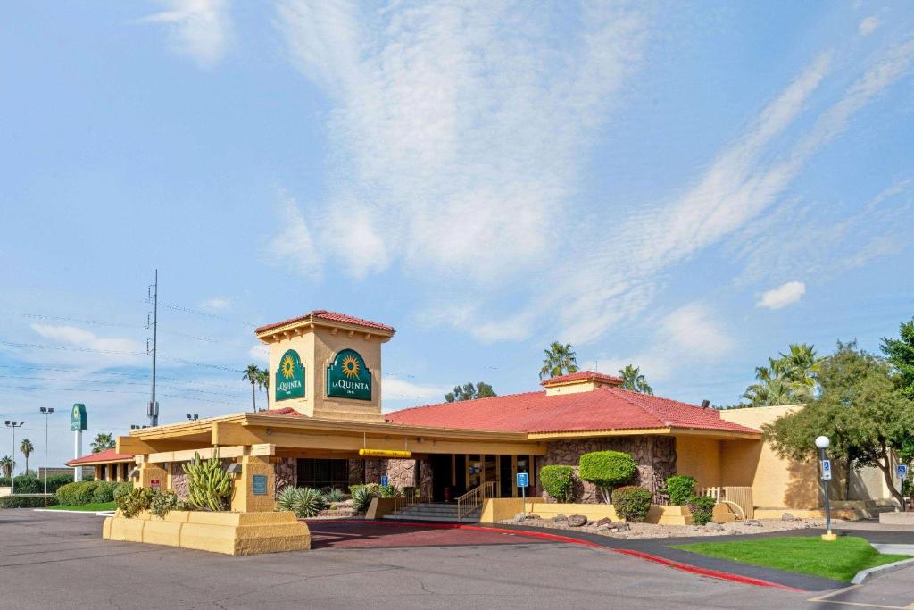 La Quinta Inn by Wyndham Phoenix North Main image 2